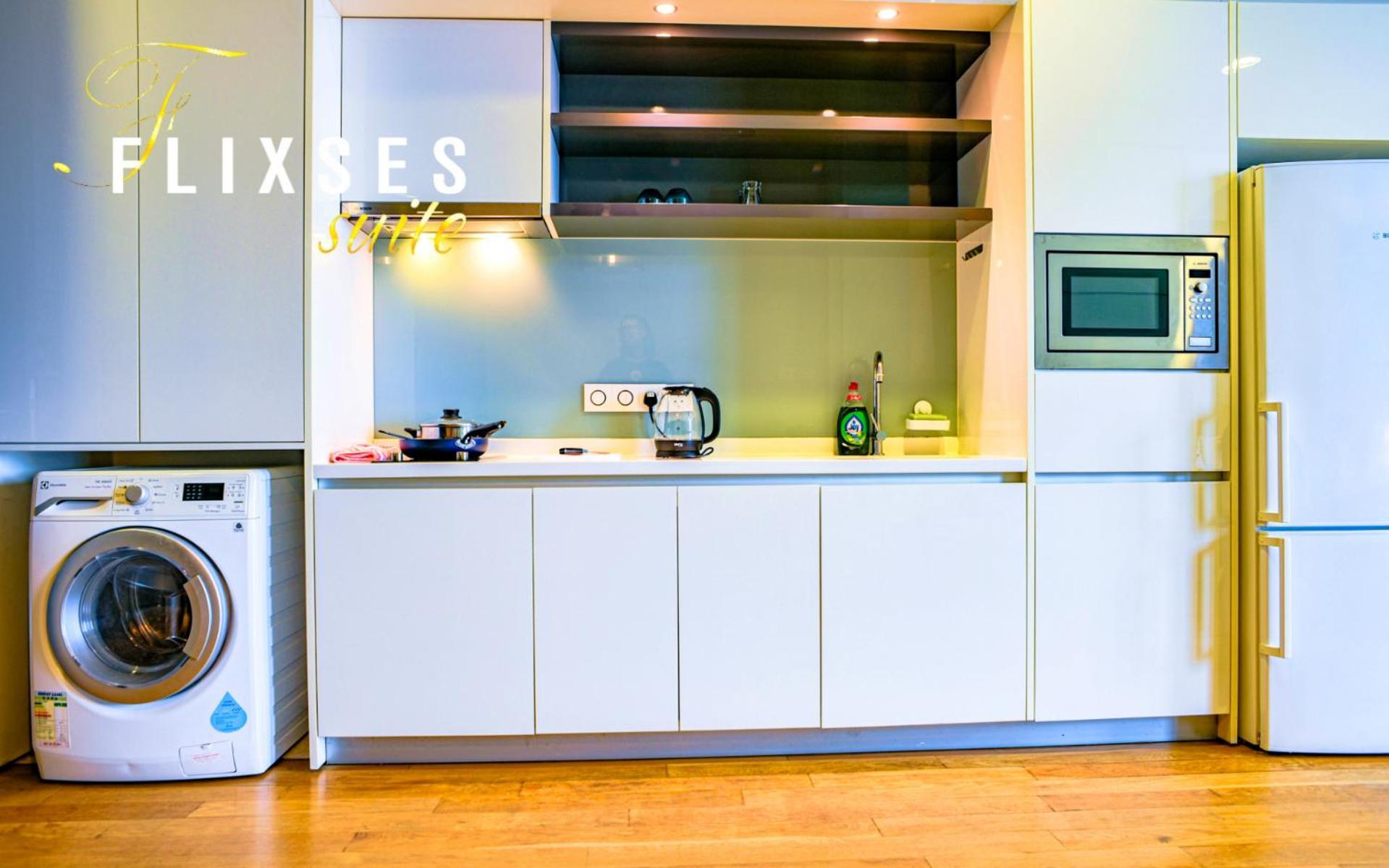 Flixses Suites At Platinum Klcc Kuala Lumpur Exterior foto